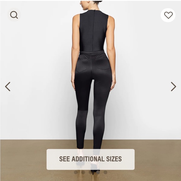 NWT SKIMS Disco Pant 🔥 Sold Out - Picture 4 of 9